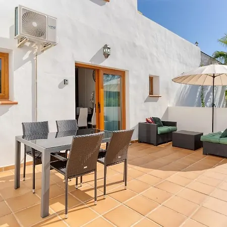 Charming With Big Terrace Appartement *