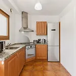 Charming With Big Terrace Апартаменты *