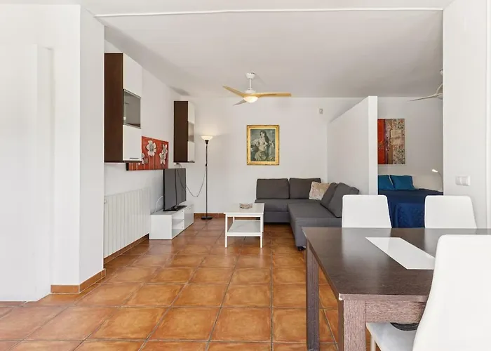 Charming With Big Terrace Fuengirola